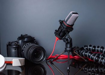 تولید محتوا چیست و تولید محتوا چه کمکی می‌تواند به کسب و کار من بکند؟